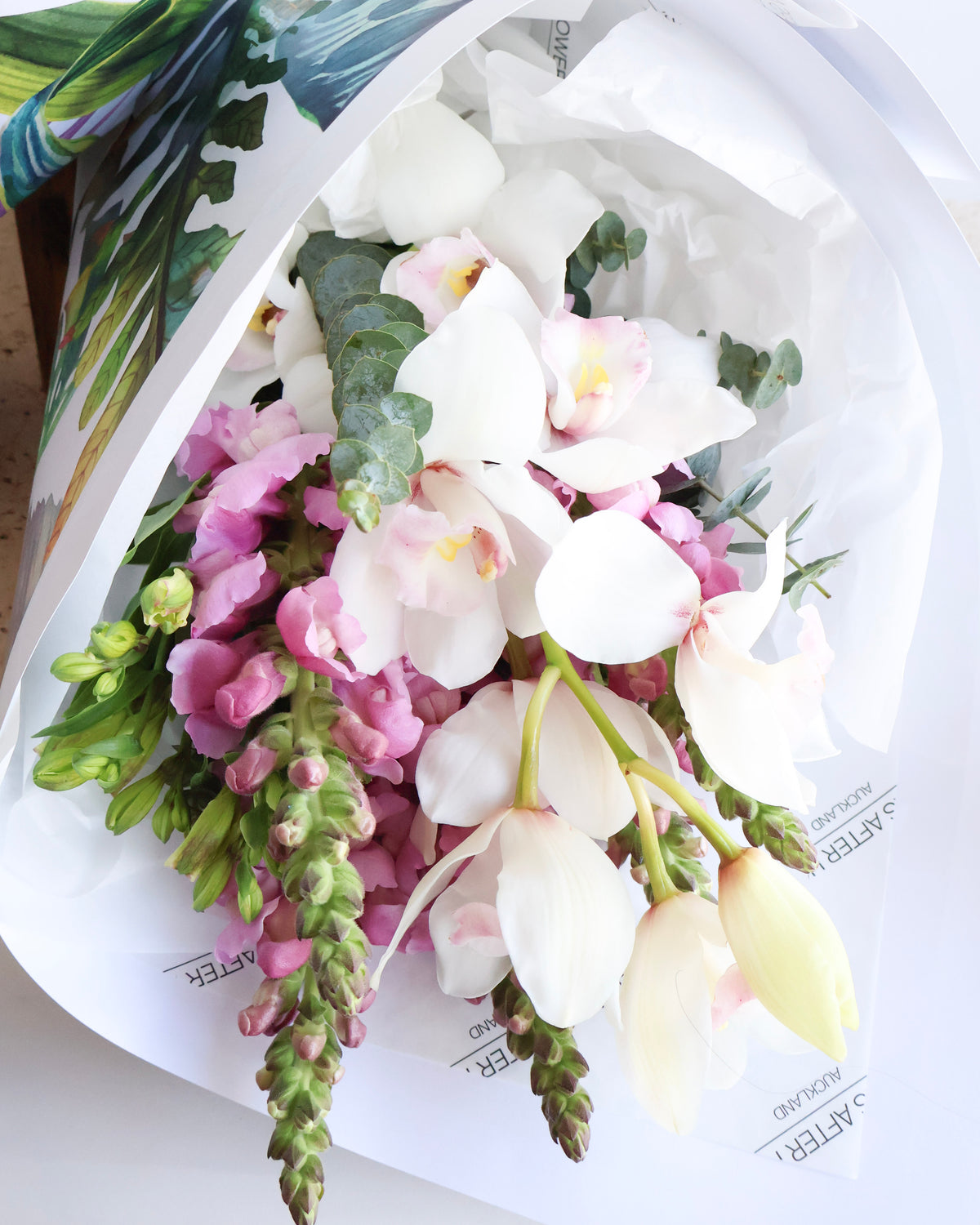 MID WEEK DEAL: ORCHID ALLURE BOUQUET