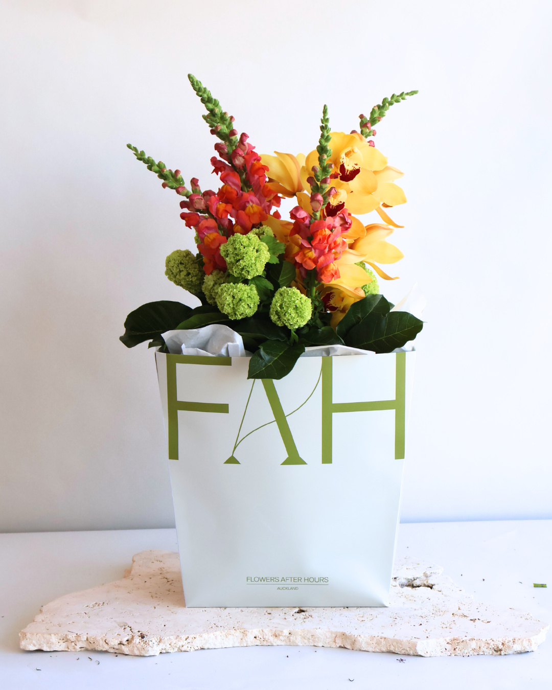 MID WEEK DEAL: GOLDEN HOUR BOUQUET