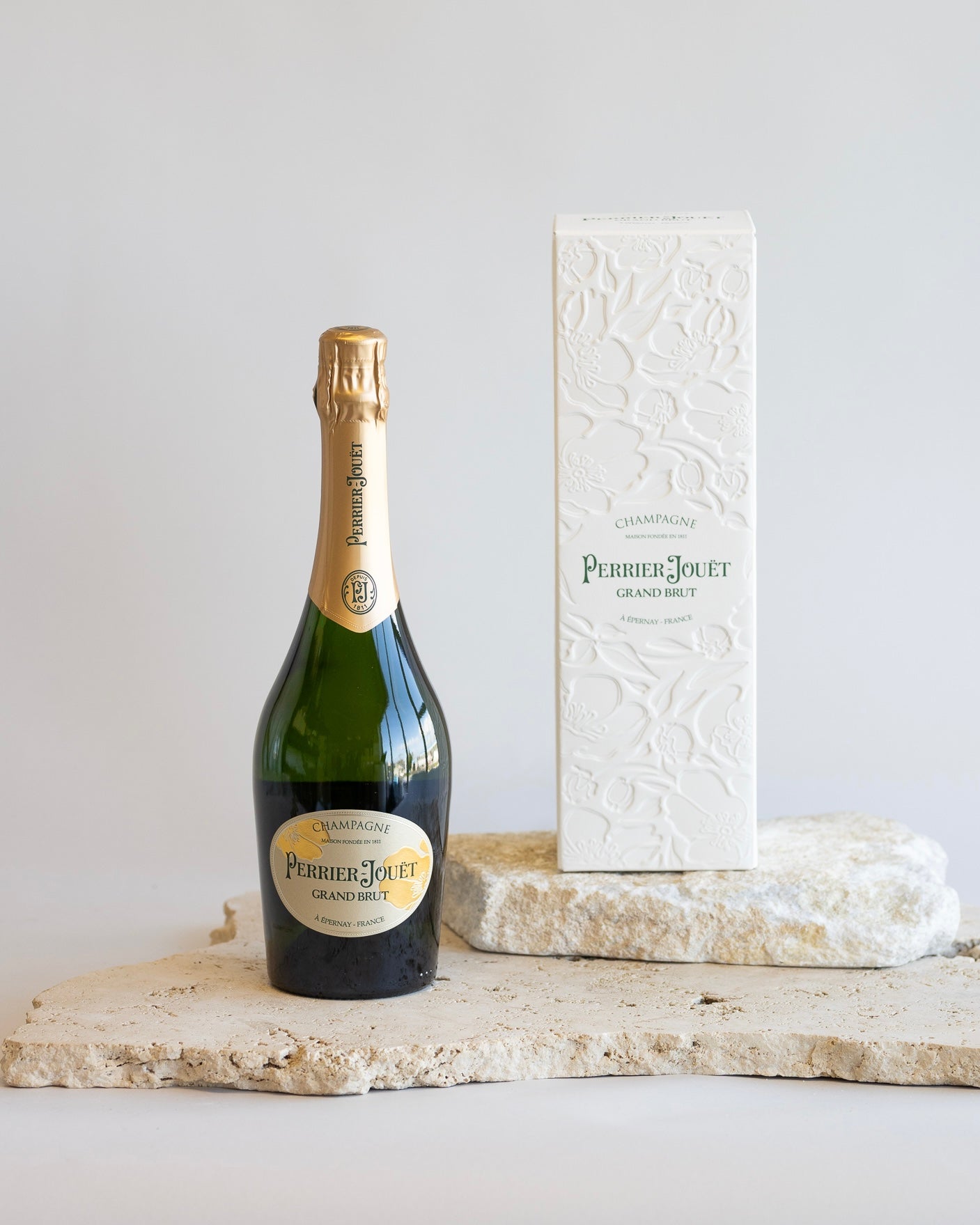 PERRIER-JOUËT GRAND BRUT CHAMPAGNE BOXED — 750 ML