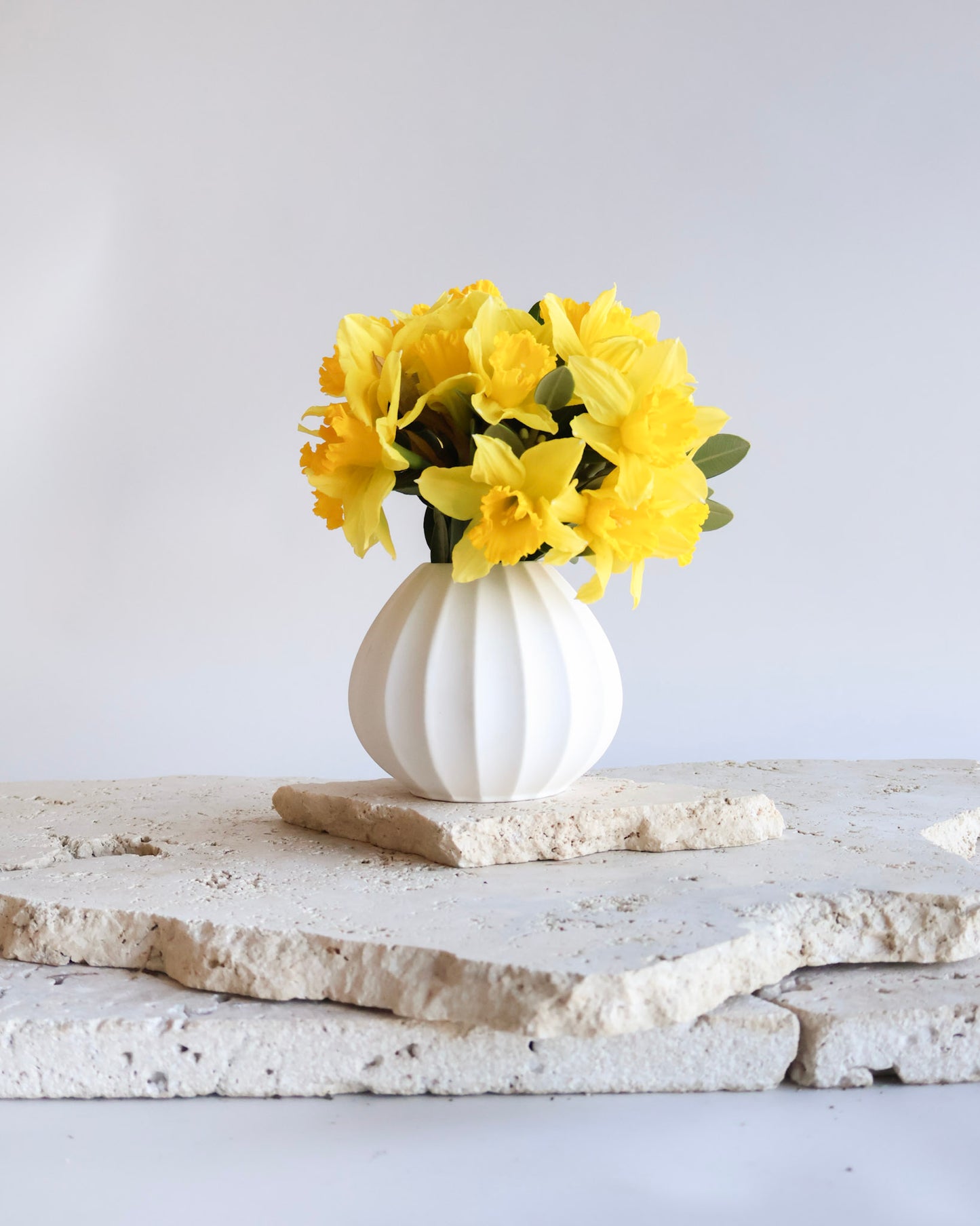 MID WEEK DEAL:  DAFFODIL DELIGHT VASE