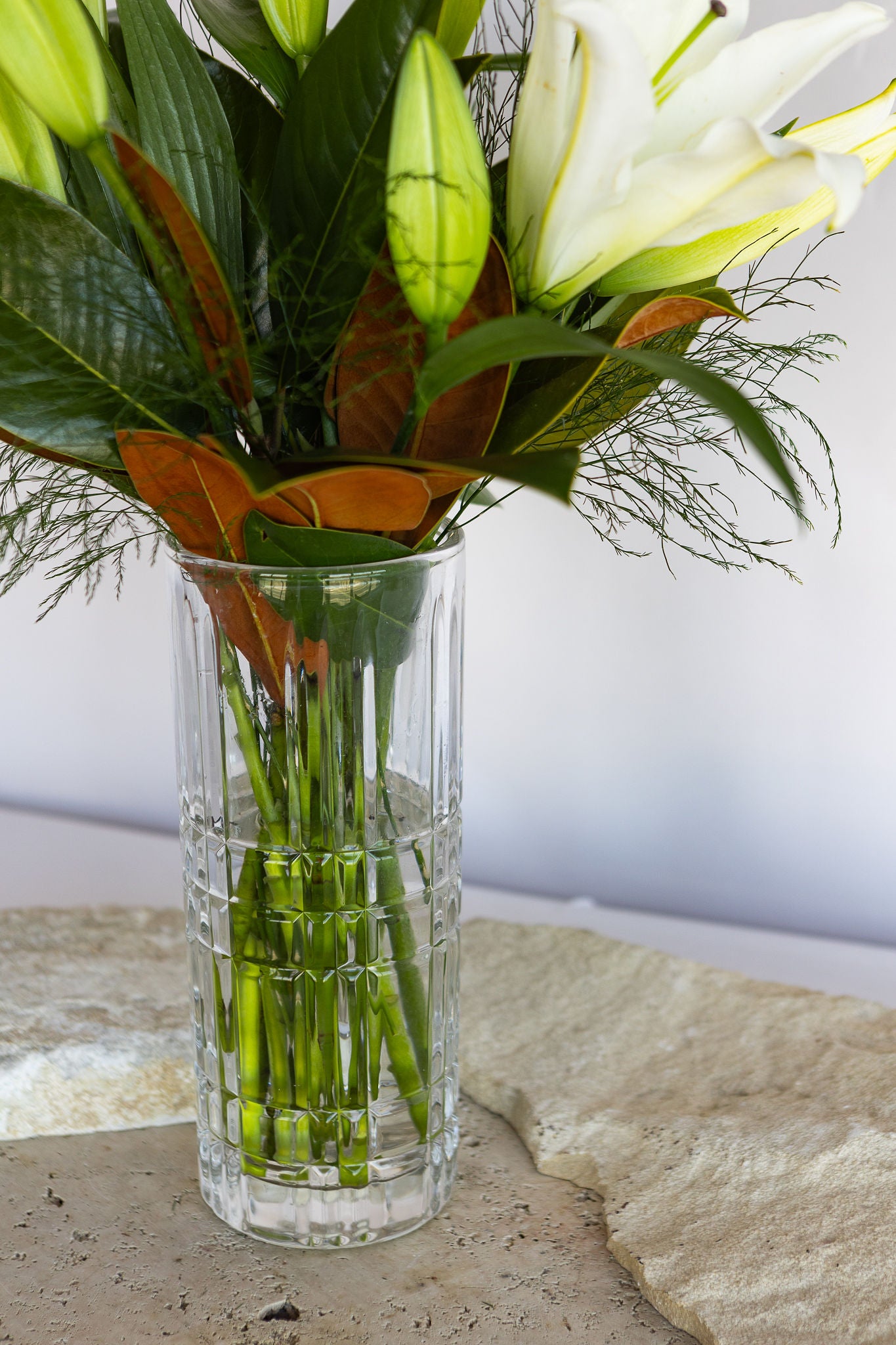 LOVELY LILIES WHITE