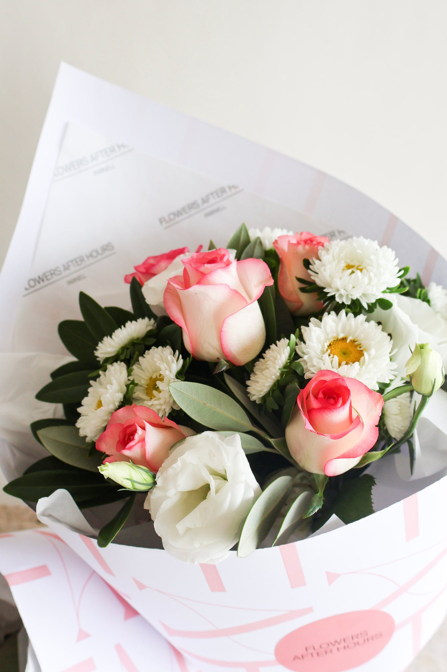 PRE-VALENTINE'S SPECIAL:  ROSES, LISIANTHUS & DAISY BOUQUET