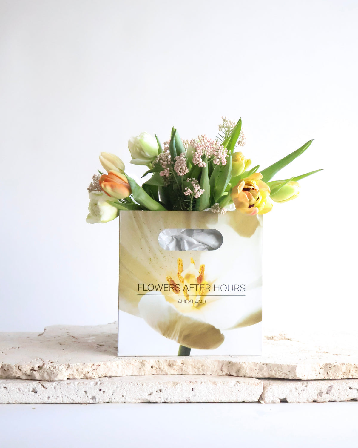MID WEEK DEAL: CLEMENTINE & CREAM TULIP POSY