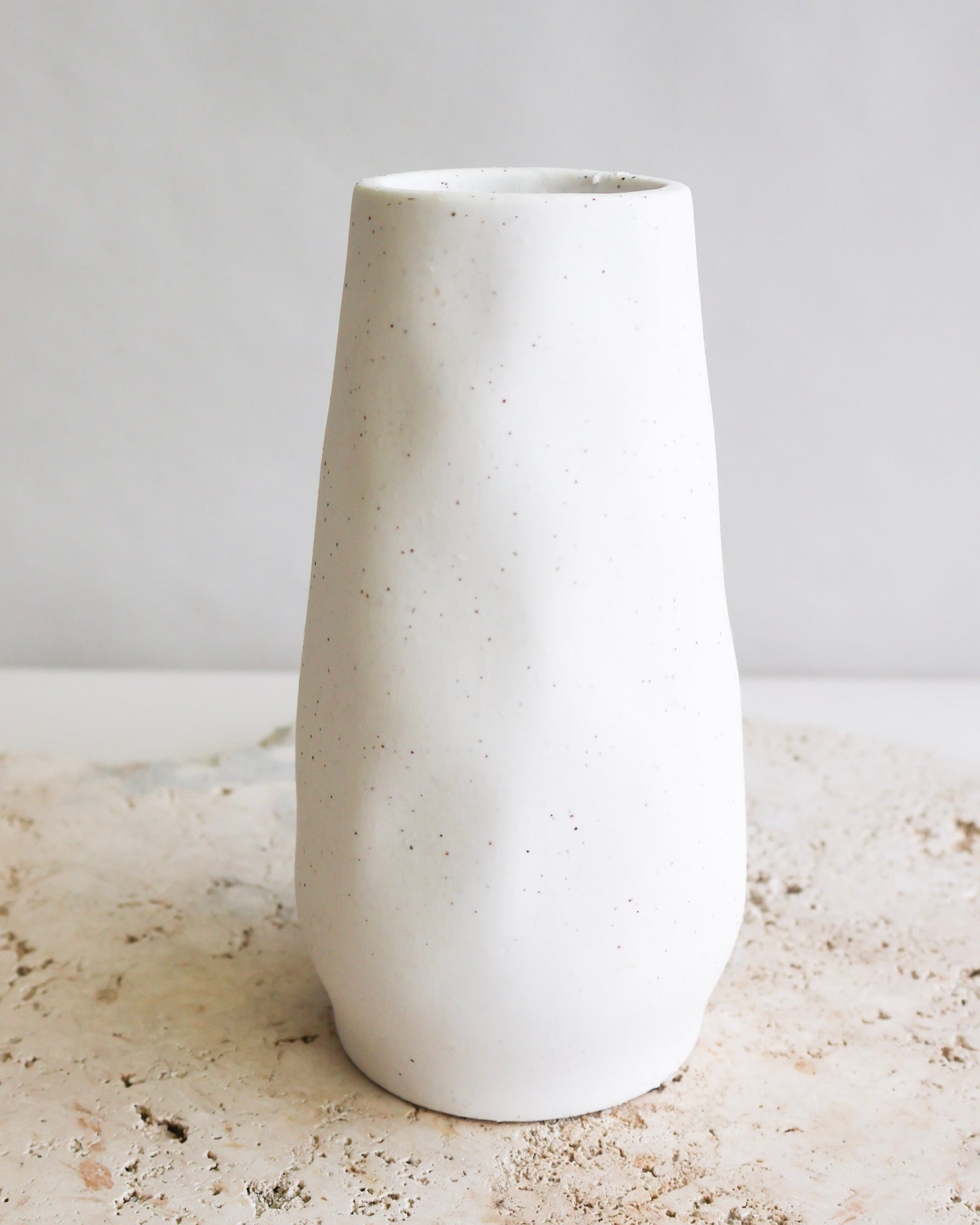 WEEKEND SPECIAL: GREEN ANTIQUE HYDRANGEA VASE ARRANGEMENT