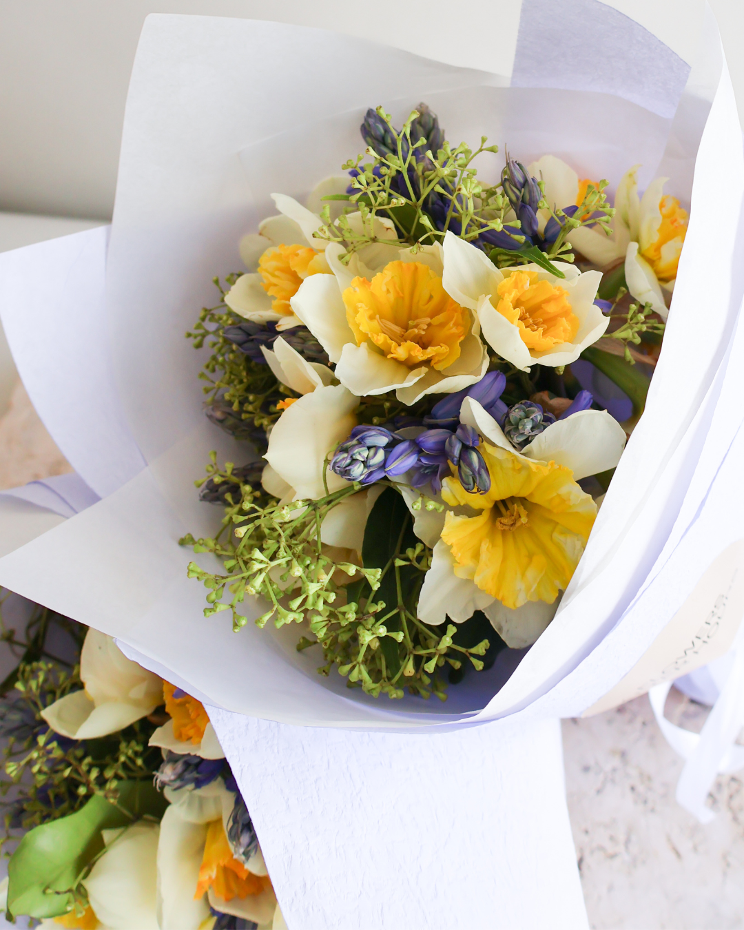 MID WEEK DEAL: BLUEBELL MEADOW POSY