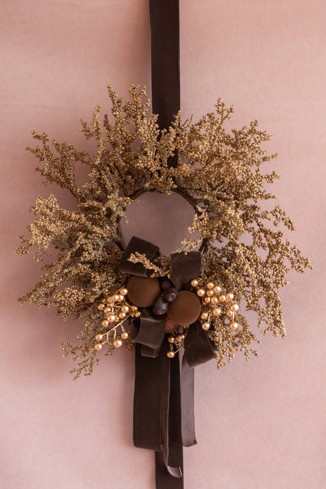 CHOCOLATE GILDED WREATH