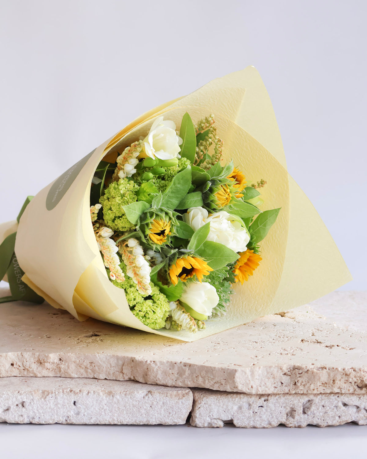 WEEKEND SPECIAL: CITRUS SORBET POSY
