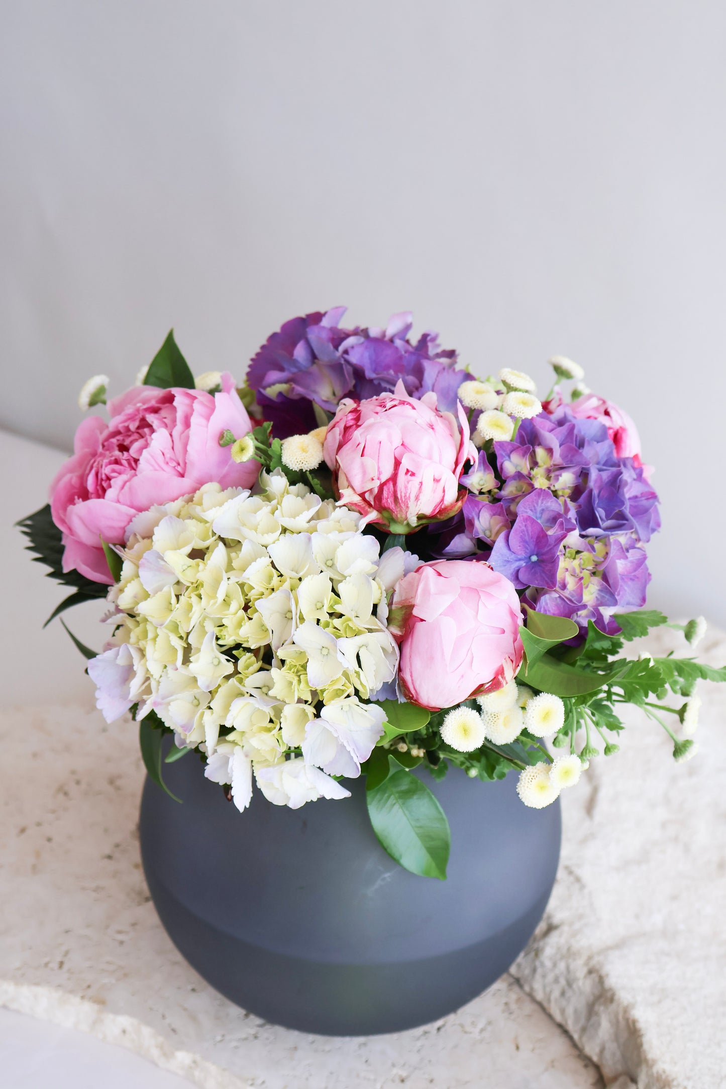 MID WEEK DEAL: PEONY & HYDRANGEA DREAM BAG