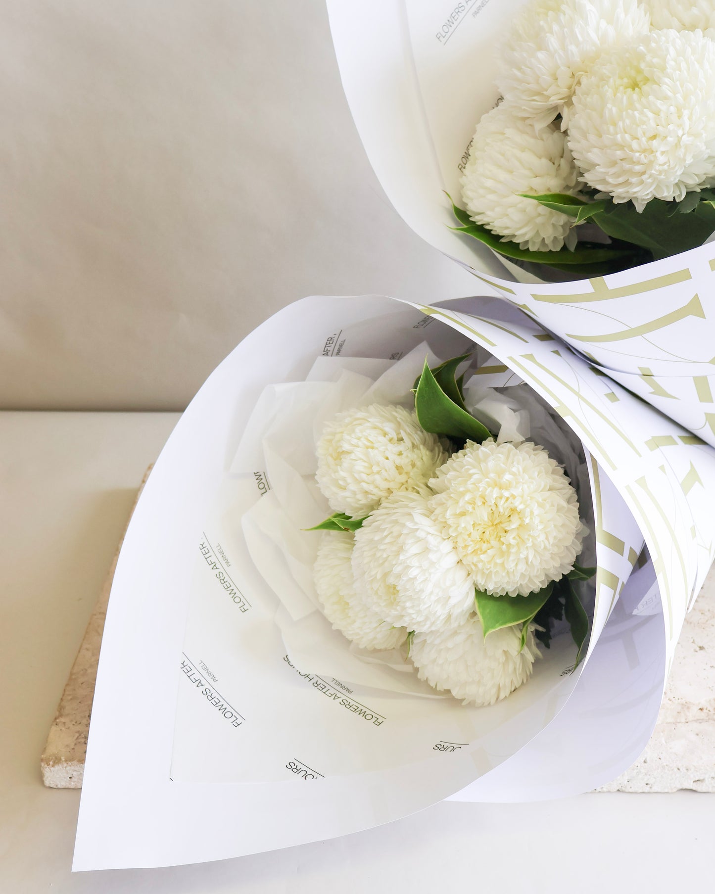 WEEKEND SPECIAL: WHITE PEONY CHRYSANTHEMUM BOUQUET