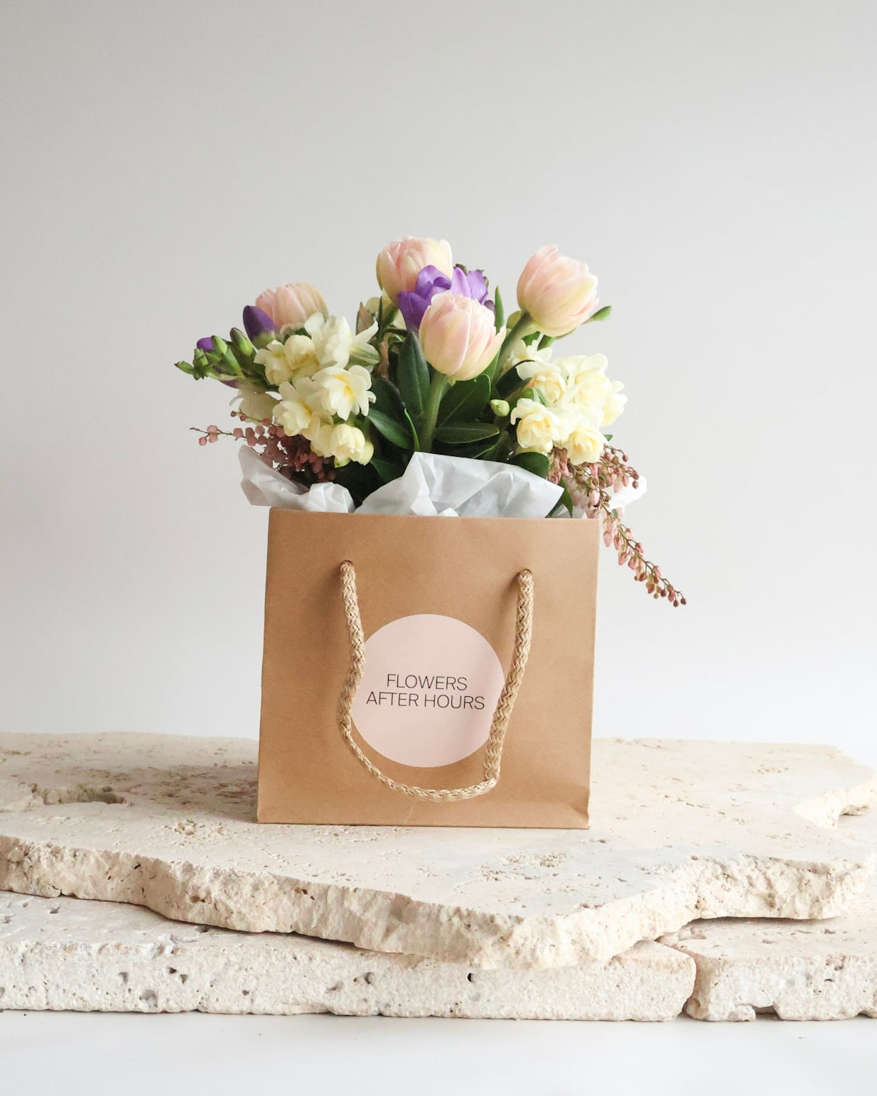 WEEKEND SPECIAL: SWEET SERENADE POSY