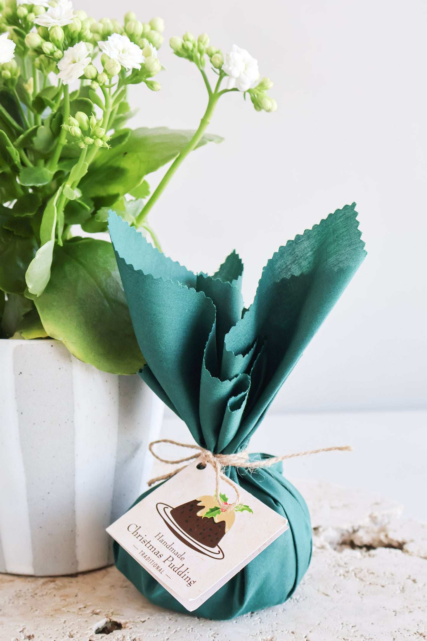 WEEKEND SPECIAL: PUDDING & PETALS CHRISTMAS GIFT CRATE