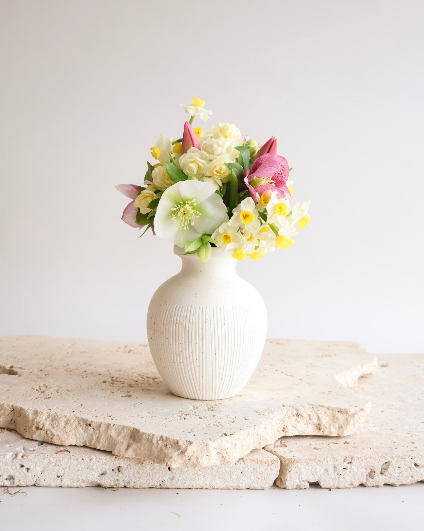 MID WEEK DEAL: BUTTER & BLUSH POSY