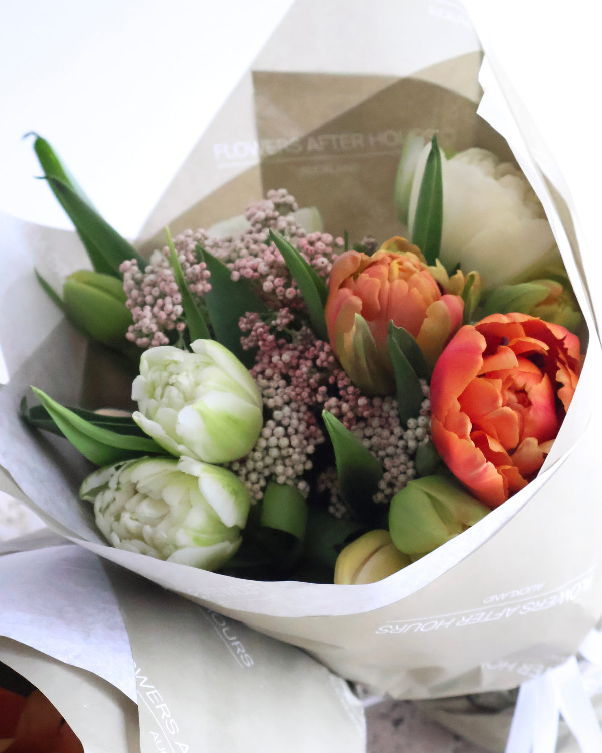MID WEEK DEAL: CLEMENTINE & CREAM TULIP POSY
