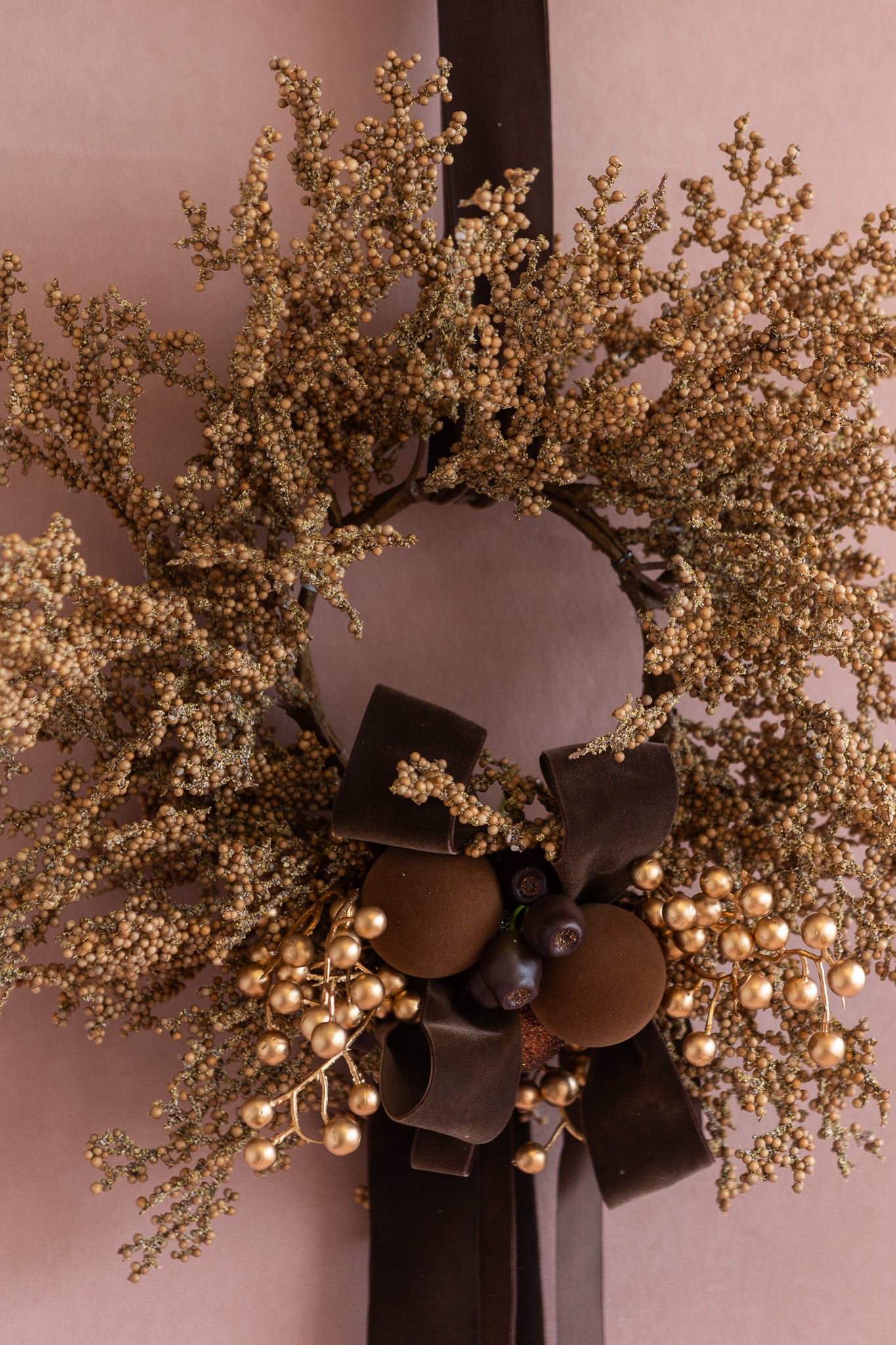 CHOCOLATE GILDED WREATH
