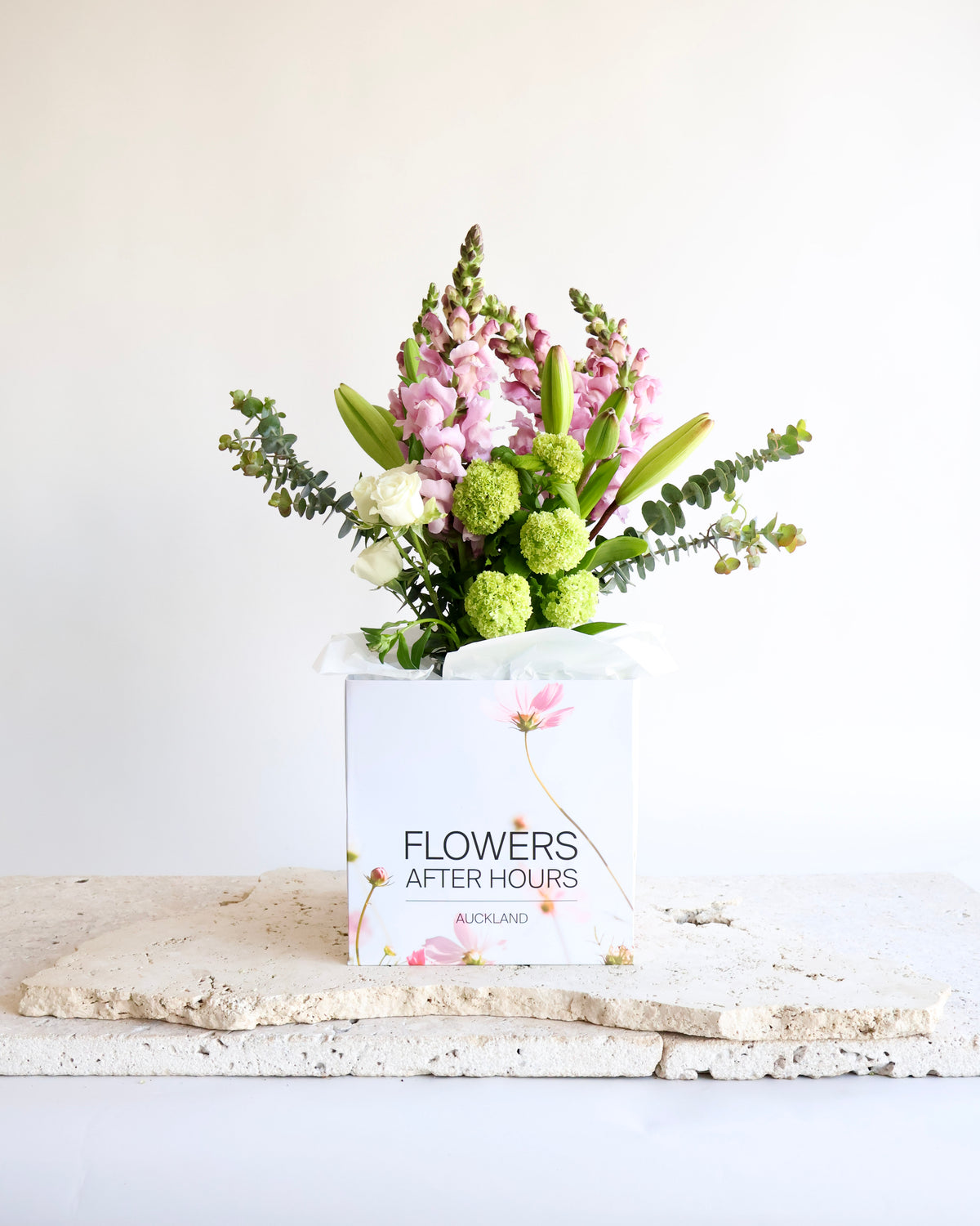 MID WEEK DEAL: LAVENDER & LIME CREAM BOUQUET