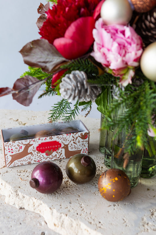 COLESTOWN CHOCOLATE: CHRISTMAS BAUBLES