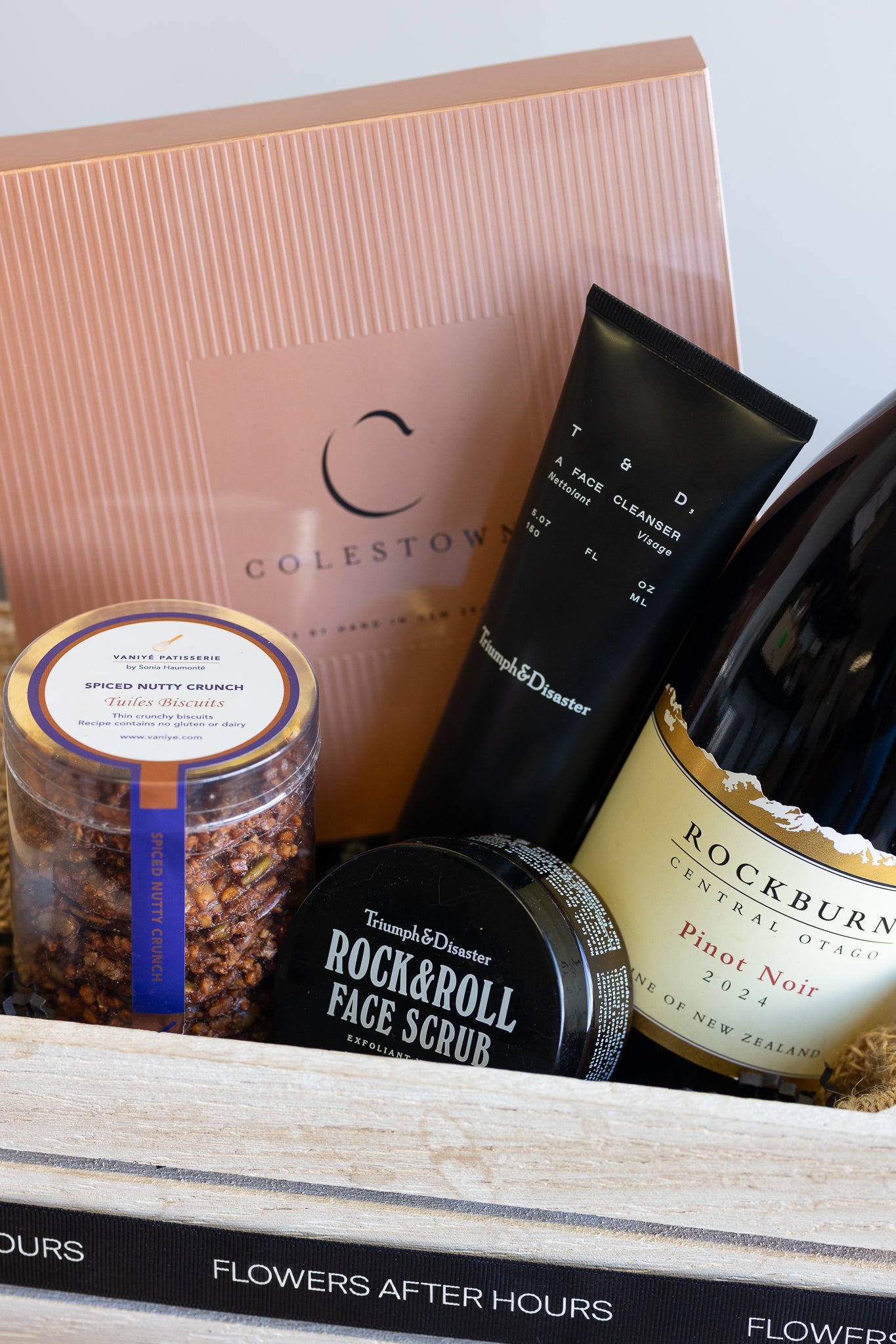 THE GOOD LIFE GIFT BOX