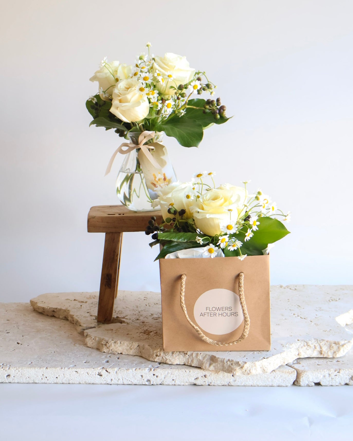 MID WEEK DEAL: BUTTERCREAM BUD VASE ARRANGEMENT