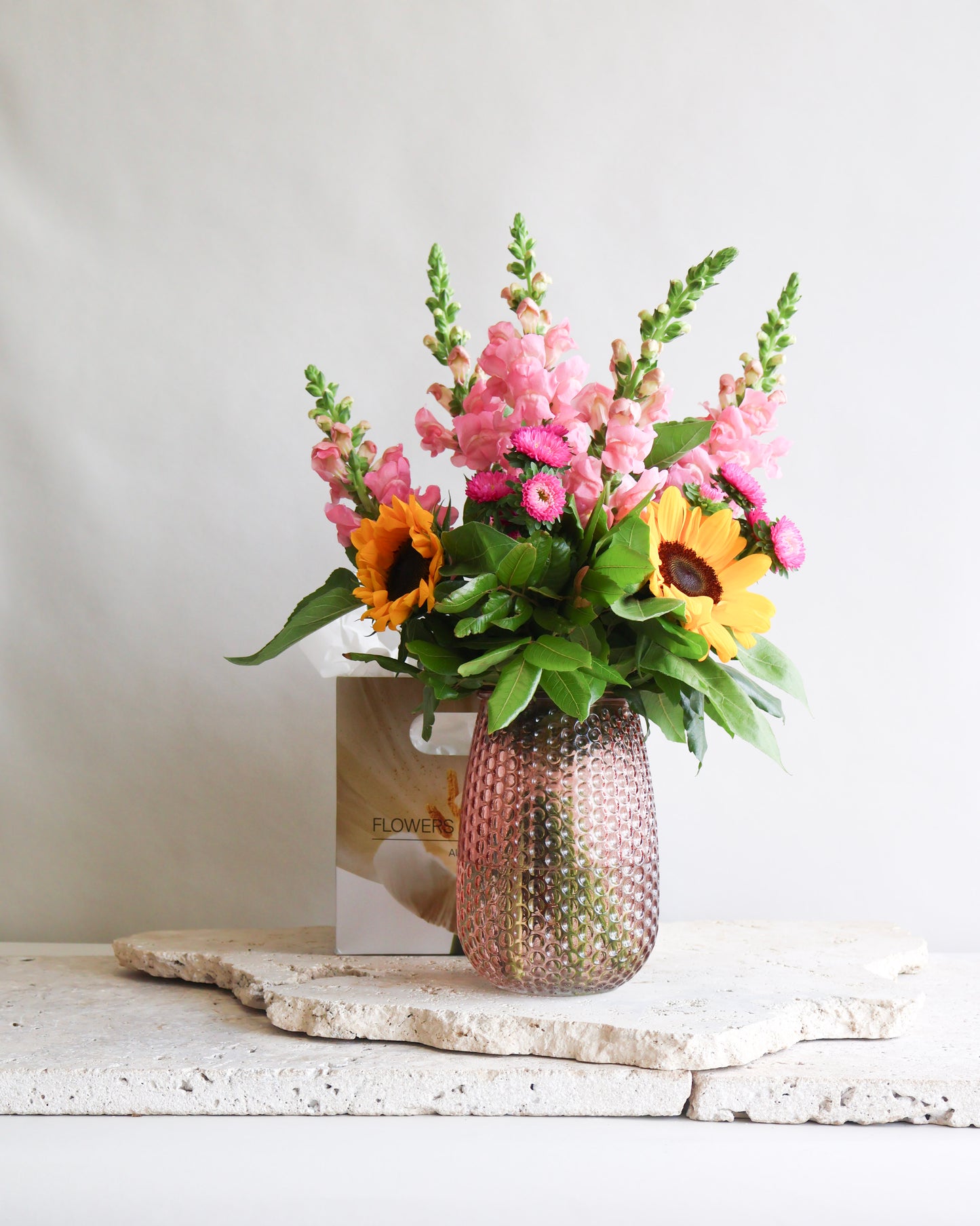 MID WEEK DEAL: PINK SUNBURST BOUQUET