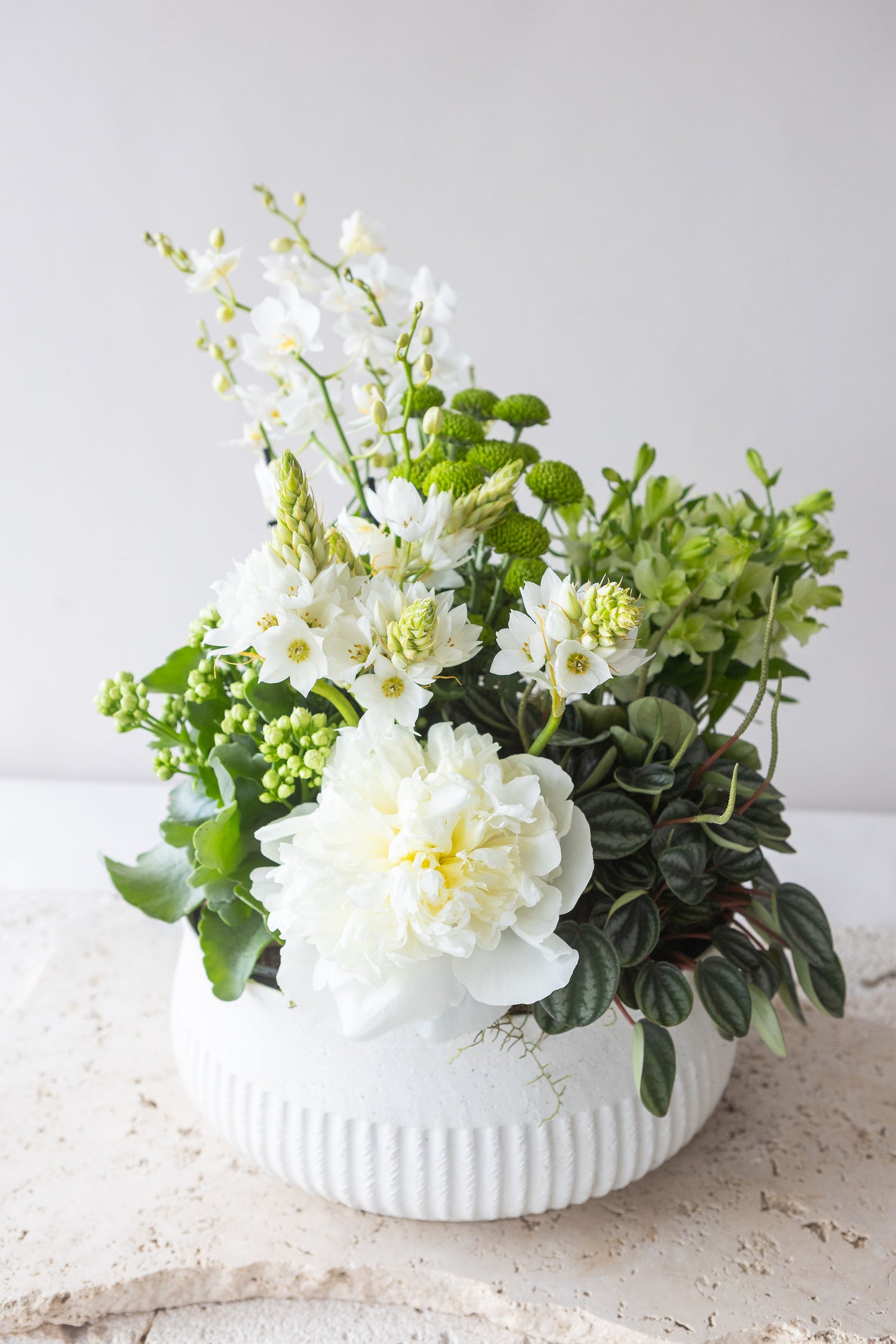 POT ET FLEUR: WHITE