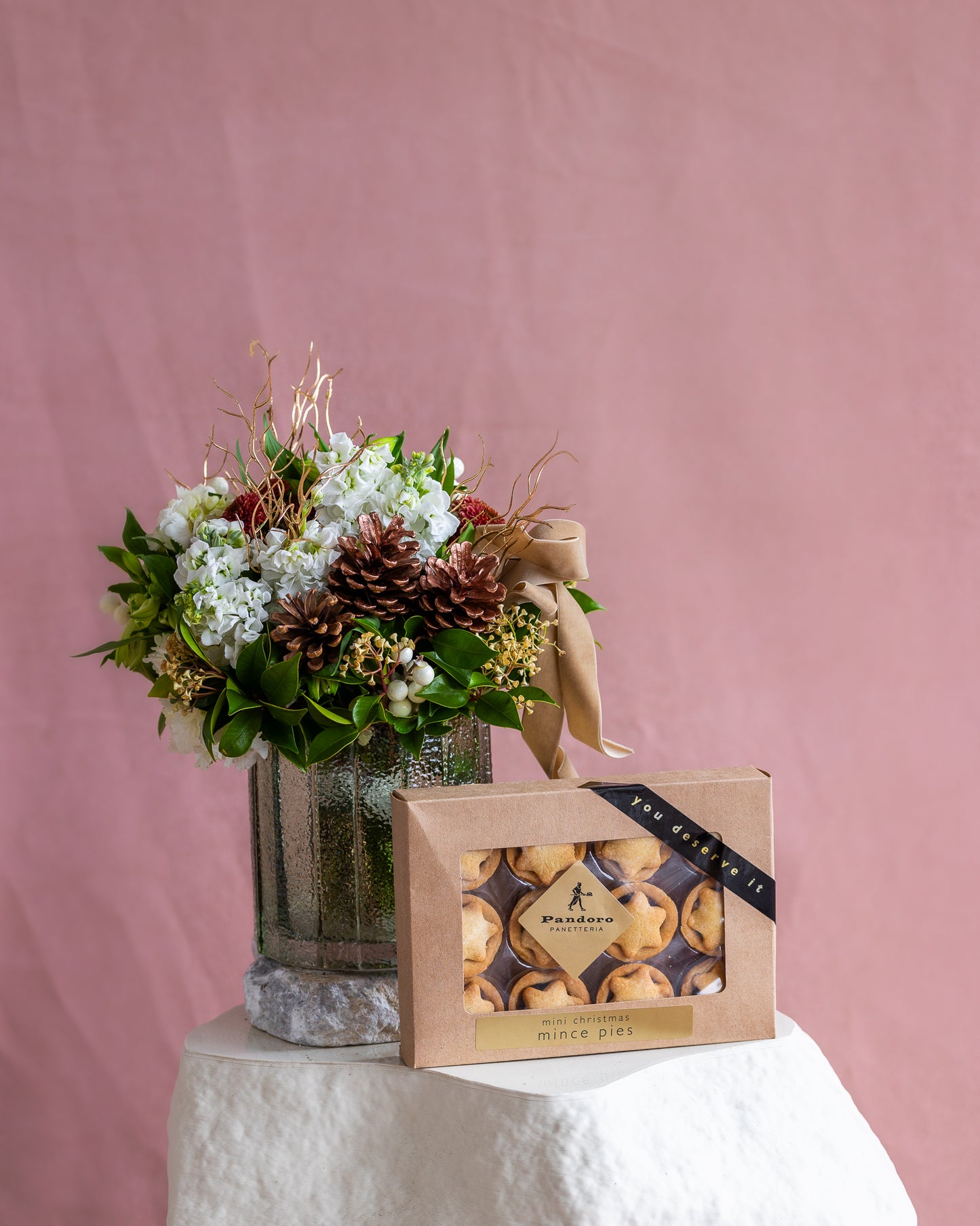 GINGERBREAD SOUFFLÉ POSY