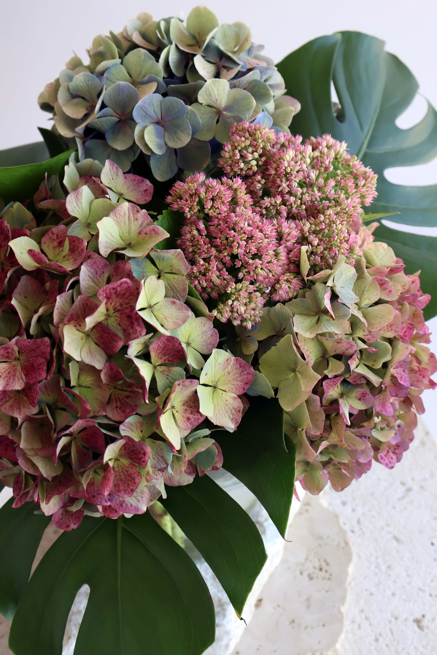 MID WEEK DEAL: ANTIQUE HYDRANGEA & SEDUM POSY BAG